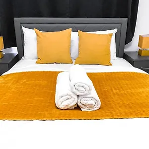 https://wns-hotel-canary-wharf.cambridgehotelsuk.com