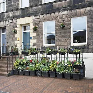 sherwood-guest-house-edinburgh.edinburghhotelsuk.org/